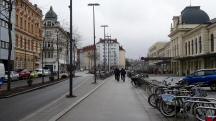  Blick auf die Wanderstrecke am Bahnhofplatz 